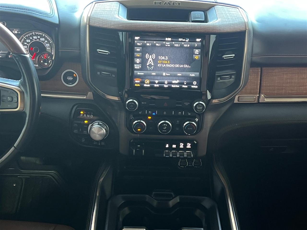 RAM 1500 Longhorn Crew Cab SWB 4WD 2021