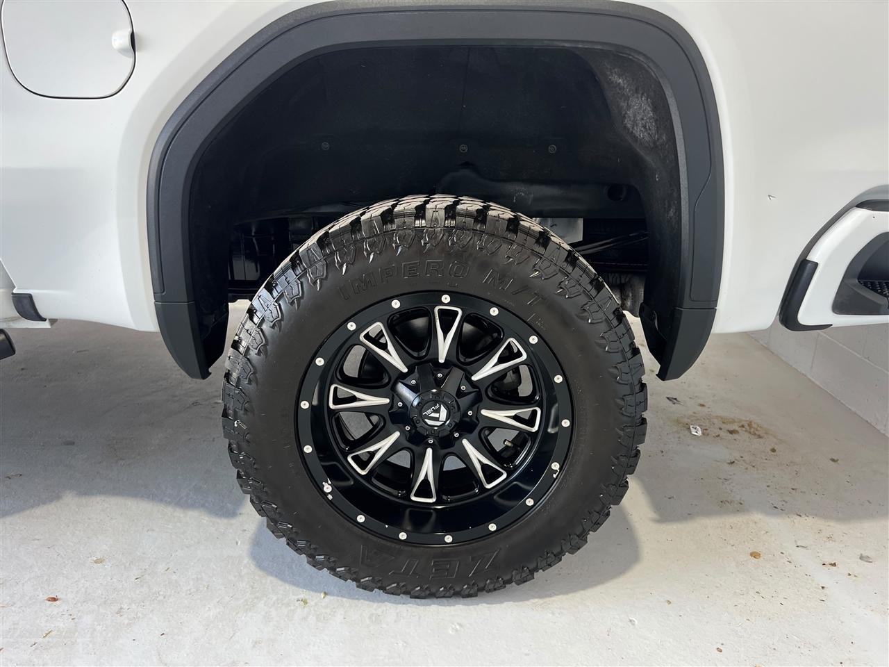 GMC Sierra 1500 AT4 Crew Cab Long Box 4WD 2020