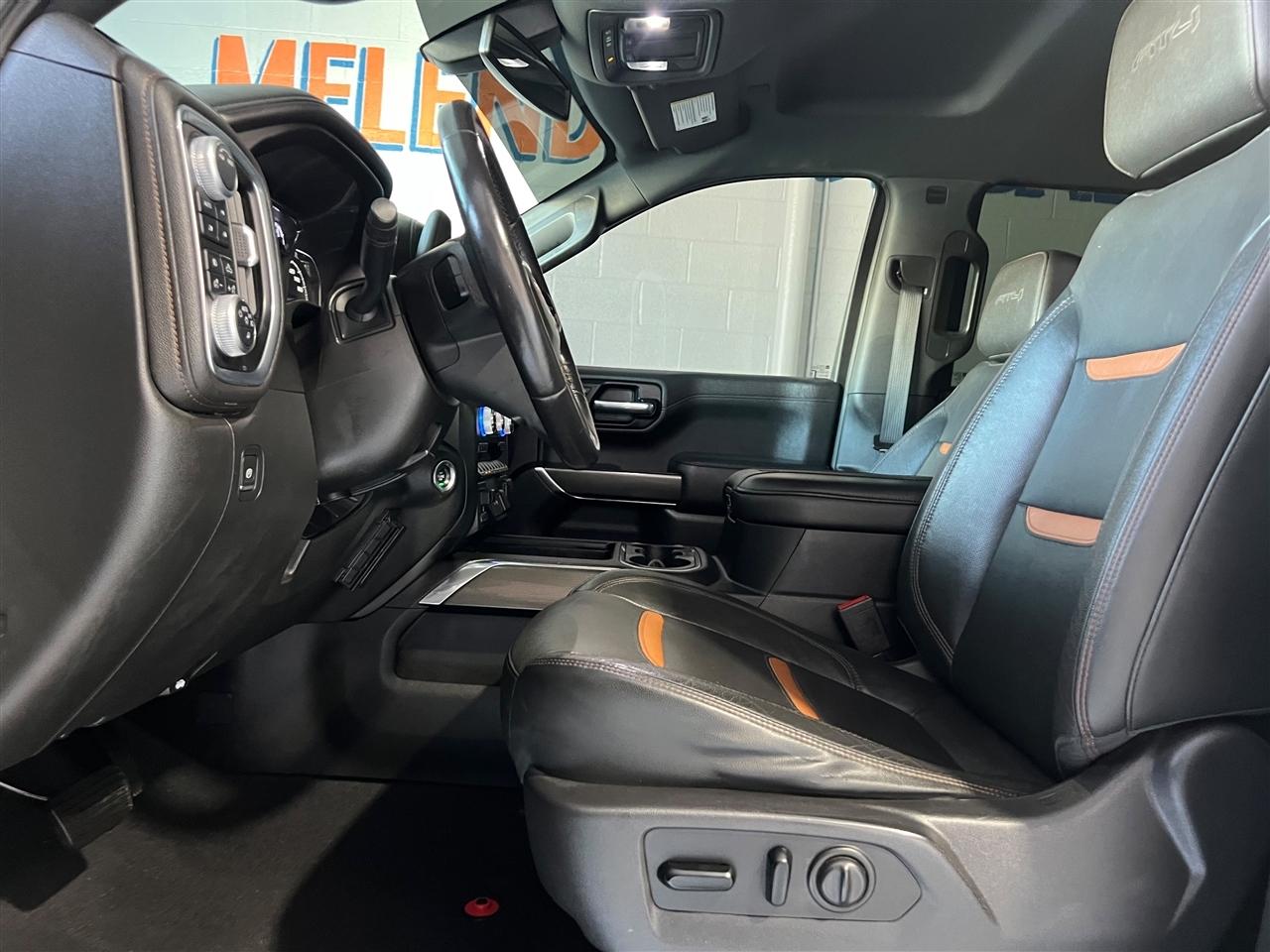 GMC Sierra 1500 AT4 Crew Cab Long Box 4WD 2020