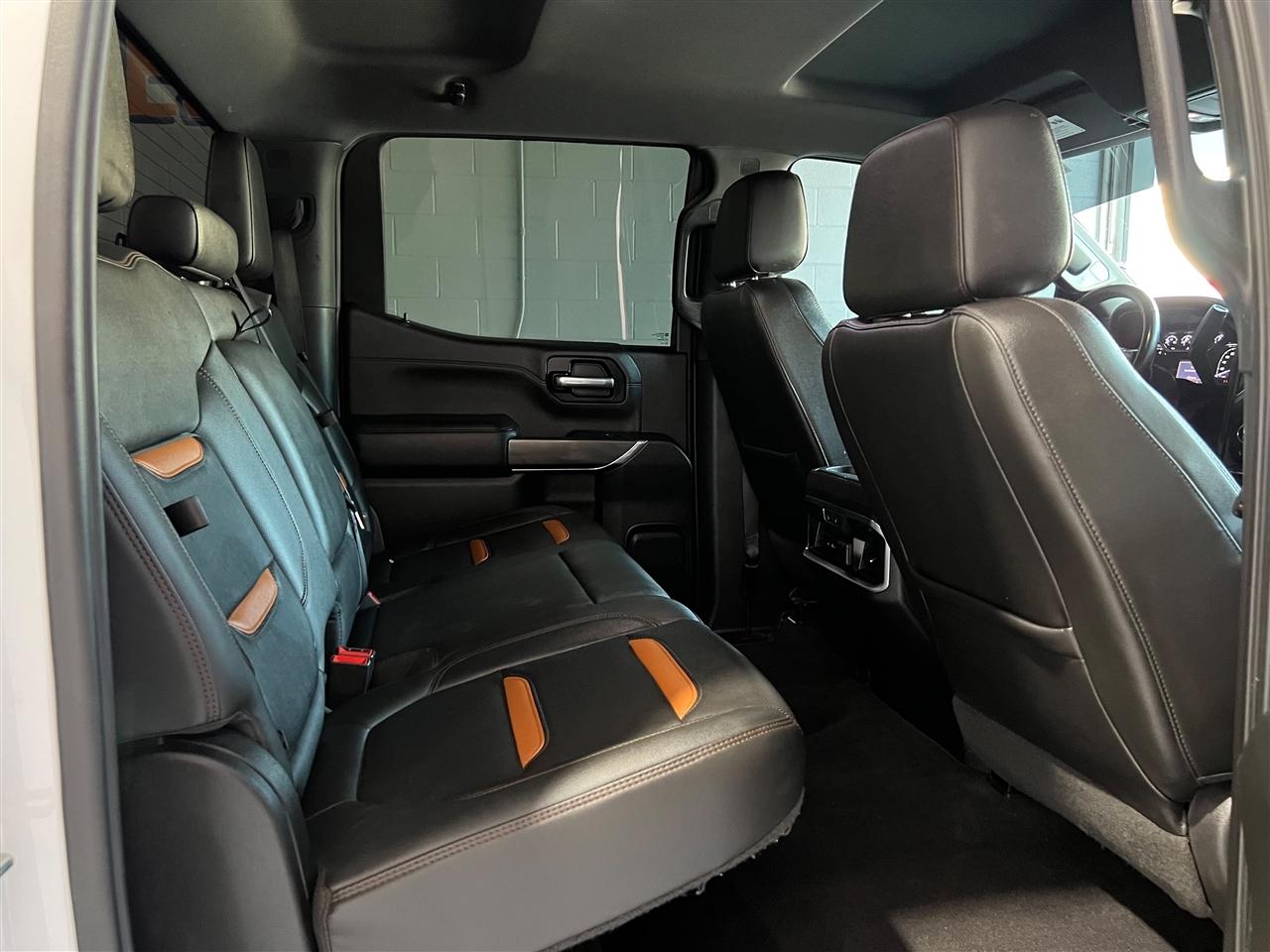 GMC Sierra 1500 AT4 Crew Cab Long Box 4WD 2020