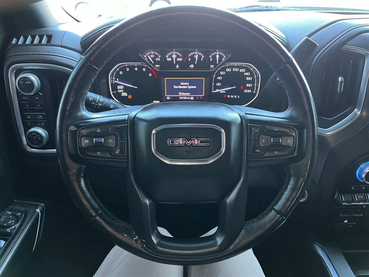 GMC Sierra 1500 AT4 Crew Cab Long Box 4WD 2020