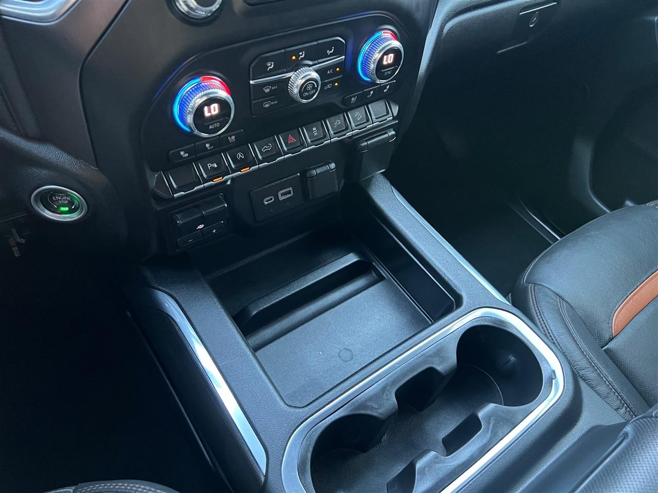 GMC Sierra 1500 AT4 Crew Cab Long Box 4WD 2020