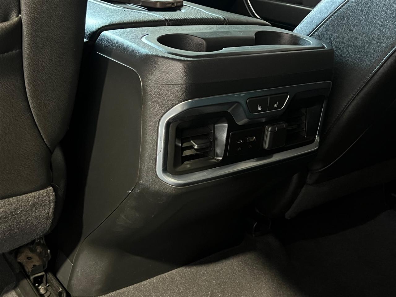 GMC Sierra 1500 AT4 Crew Cab Long Box 4WD 2020