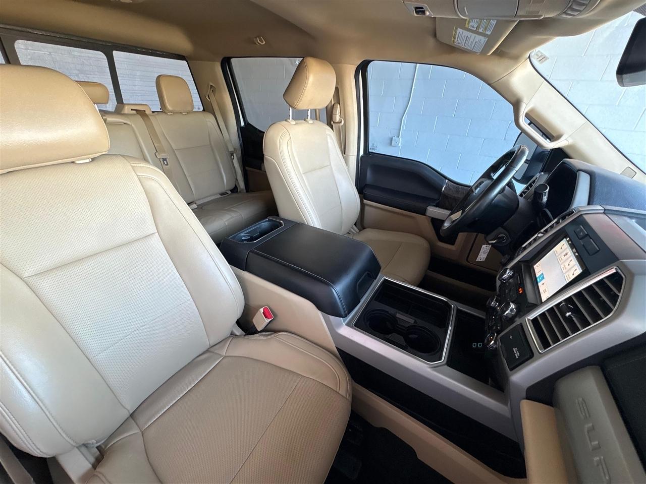 Ford F-350 SD Lariat Crew Cab Long Bed DRW 4WD 2017