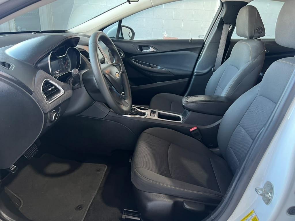 Chevrolet Cruze LS Auto 2017