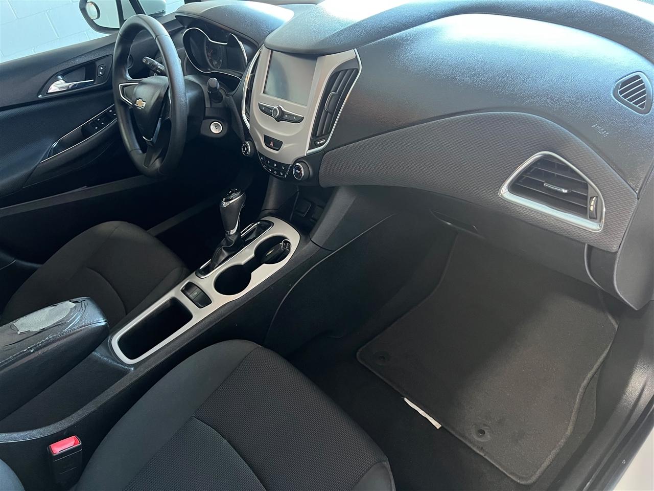 Chevrolet Cruze LS Auto 2017