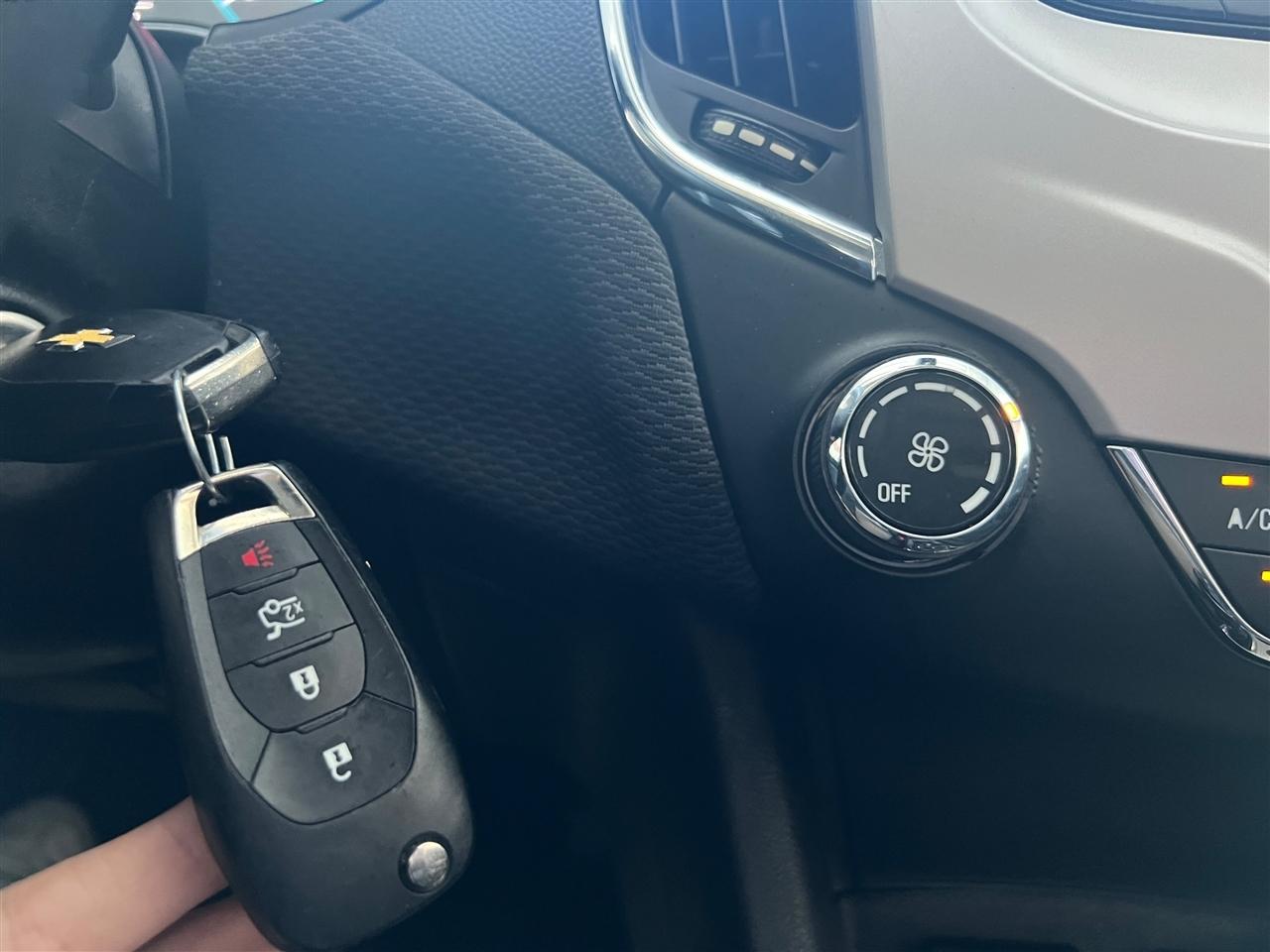 Chevrolet Cruze LS Auto 2017
