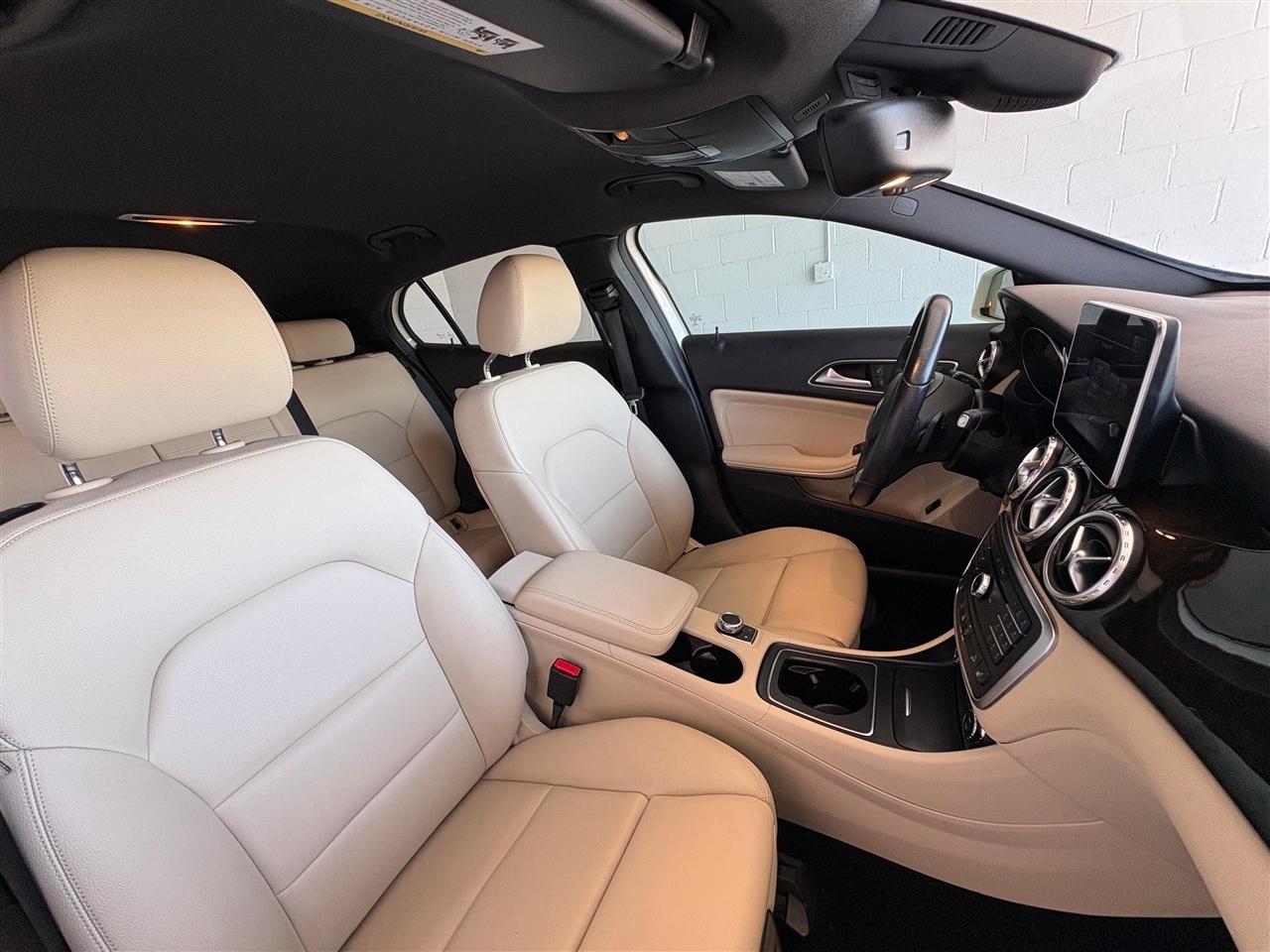 Mercedes-Benz GLA-Class GLA250 4MATIC 2016