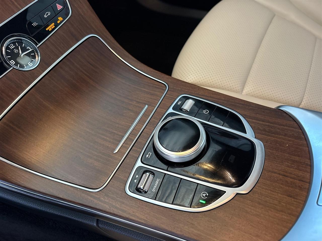 Mercedes-Benz C-Class C300 Sedan 2020