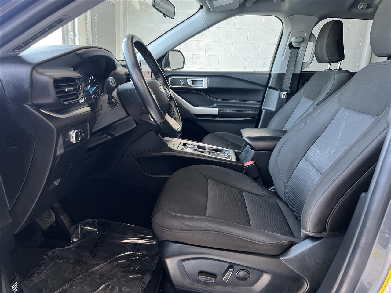 Ford Explorer XLT AWD 2022