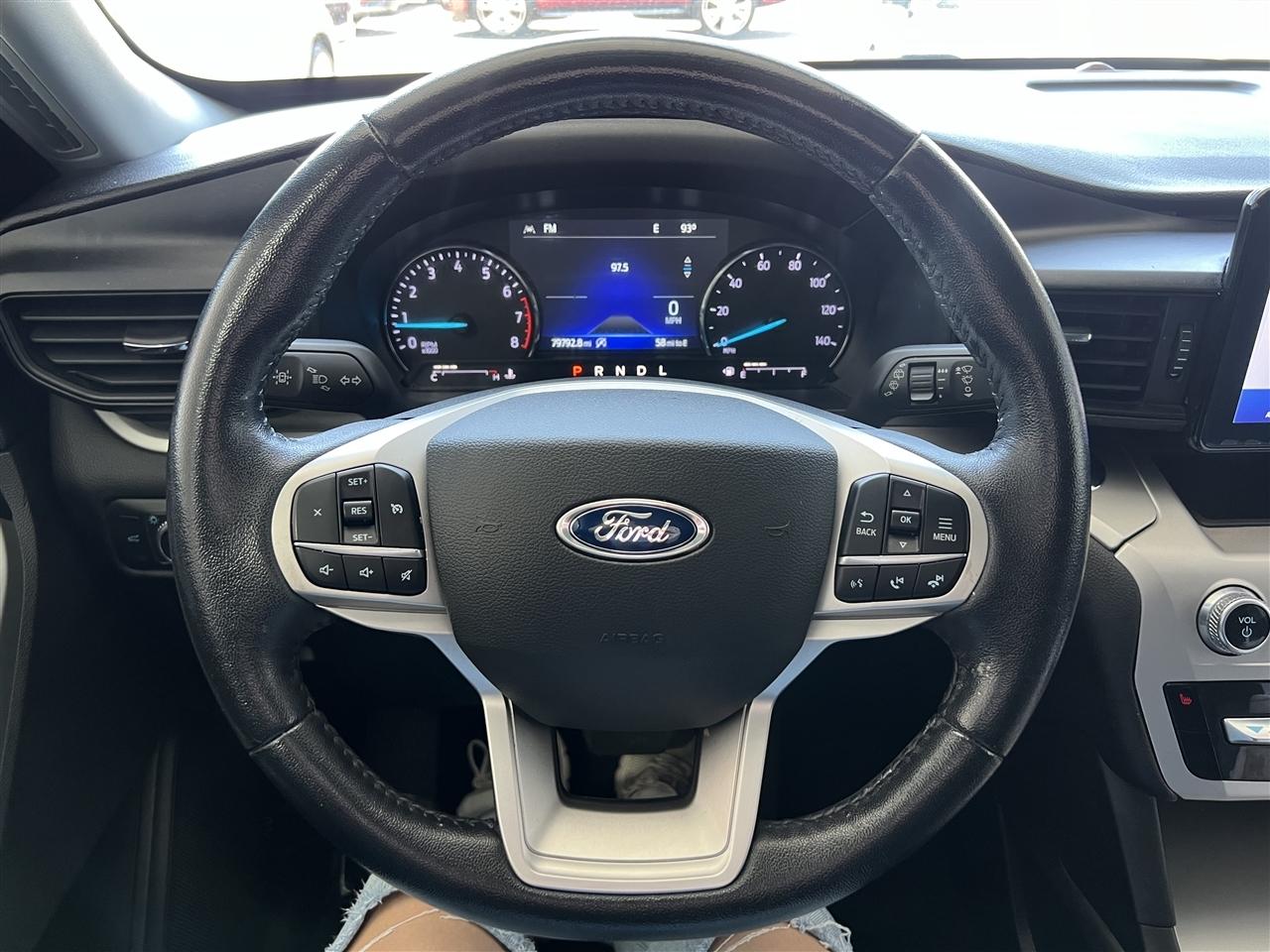 Ford Explorer XLT AWD 2022
