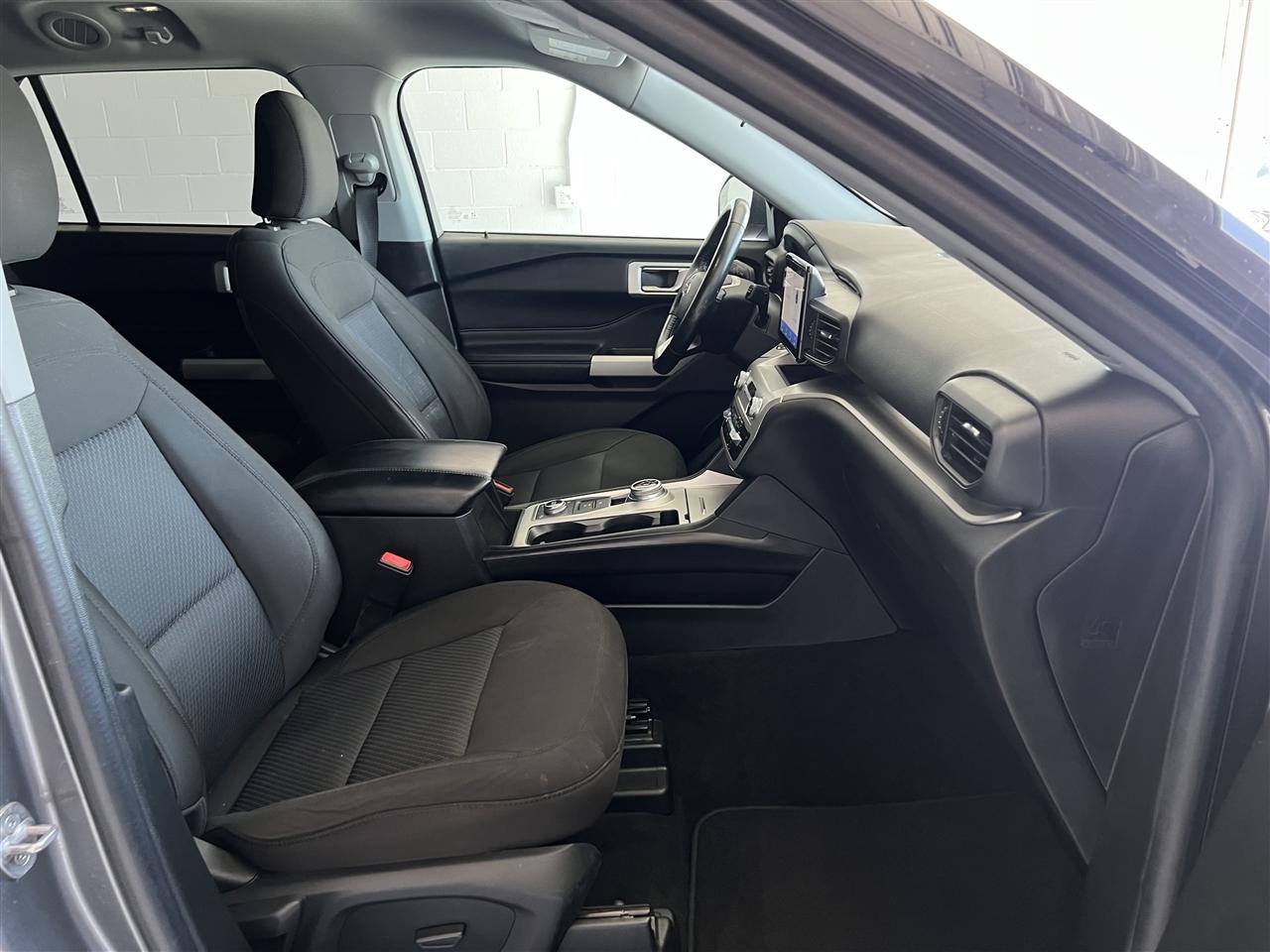 Ford Explorer XLT AWD 2022