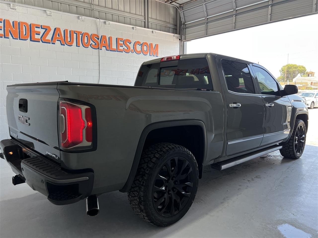 GMC Sierra 1500 Denali Crew Cab Long Box 4WD 2018