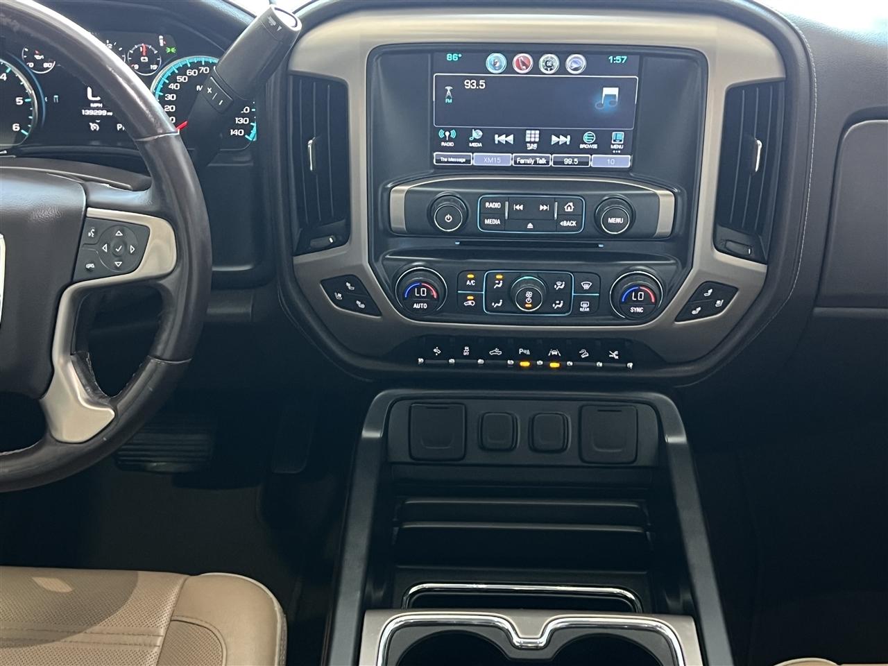 GMC Sierra 1500 Denali Crew Cab Long Box 4WD 2018