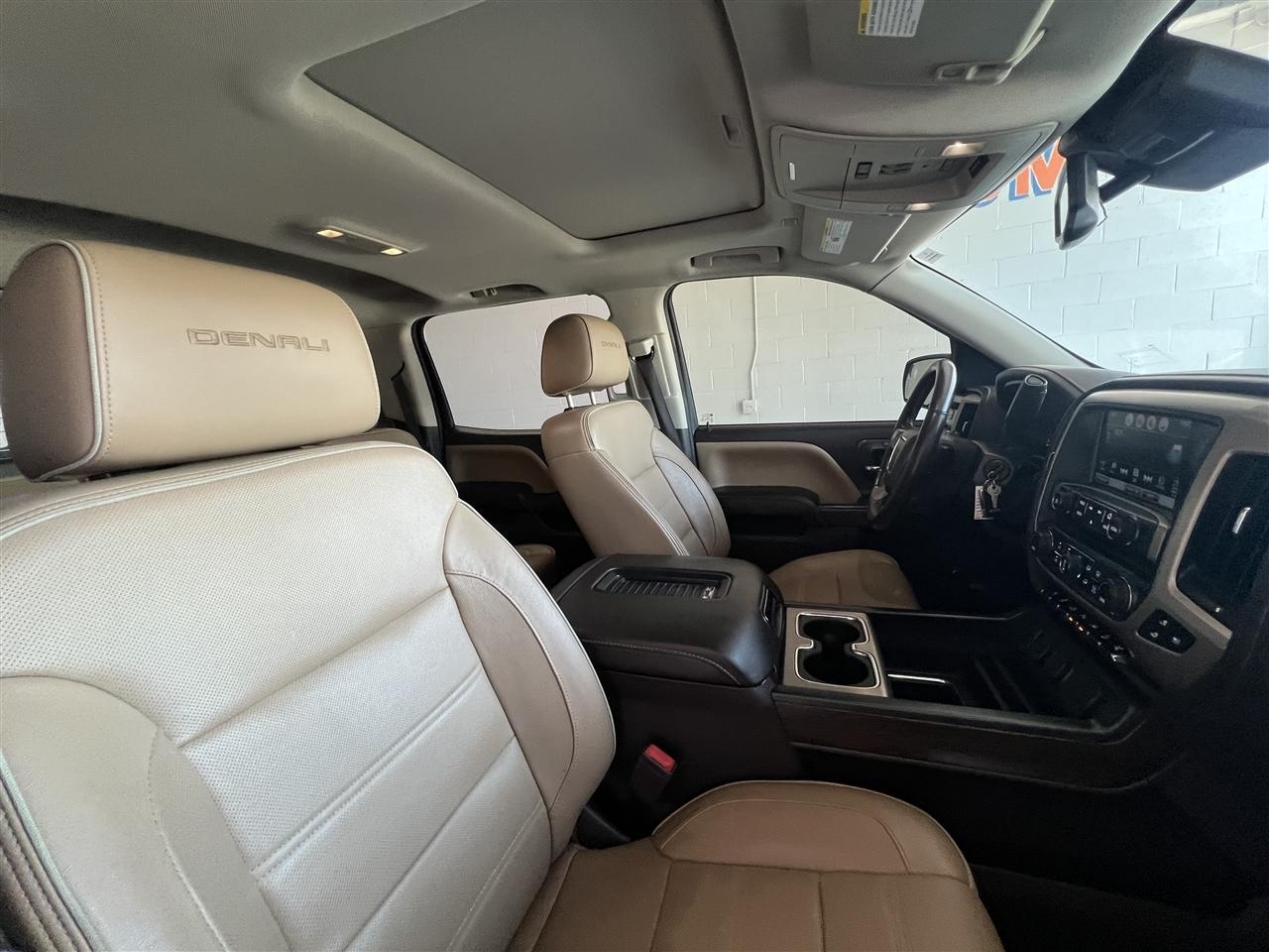GMC Sierra 1500 Denali Crew Cab Long Box 4WD 2018