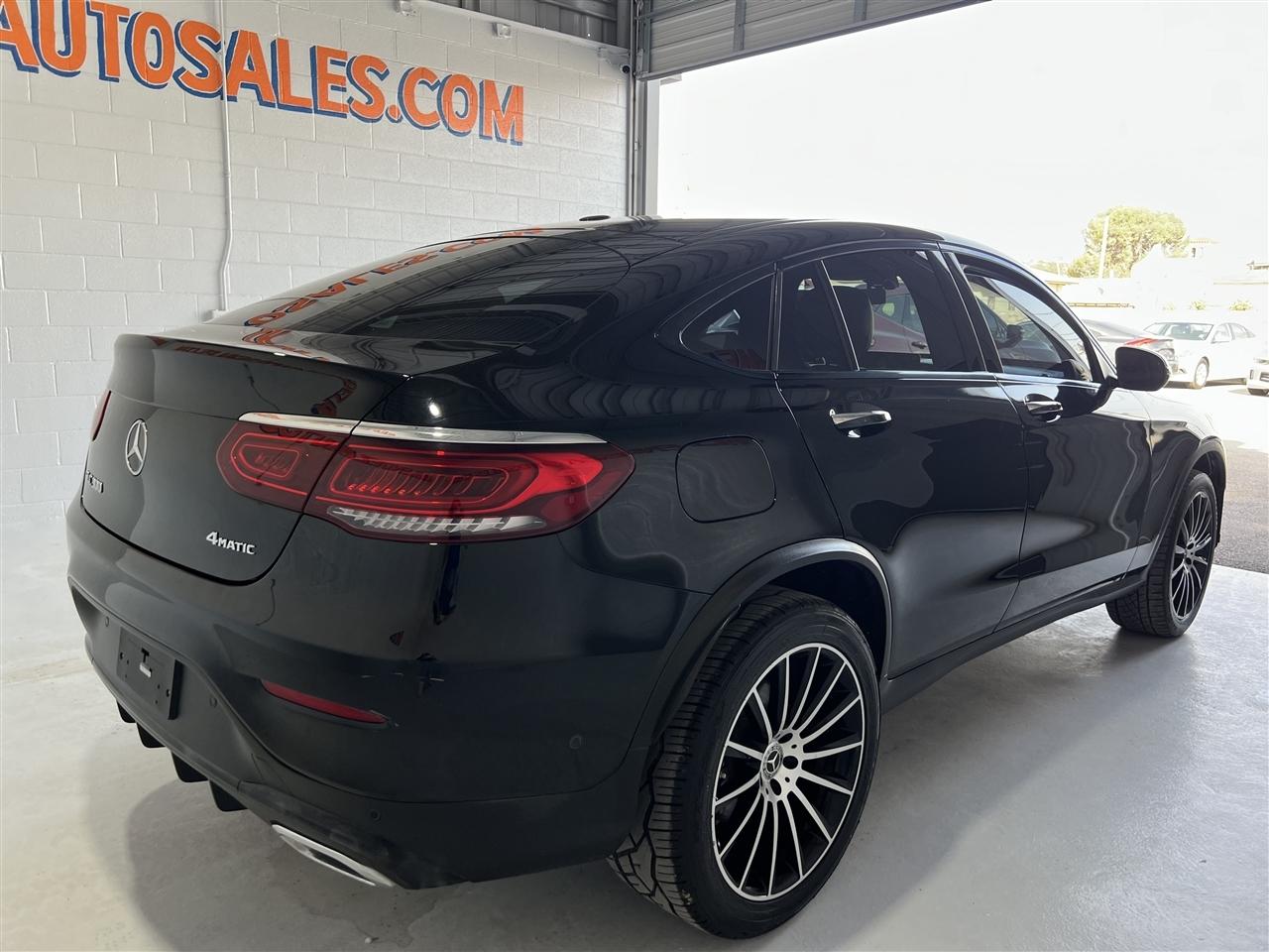 Mercedes-Benz GLC-Class Coupe GLC300 4MATIC 2021