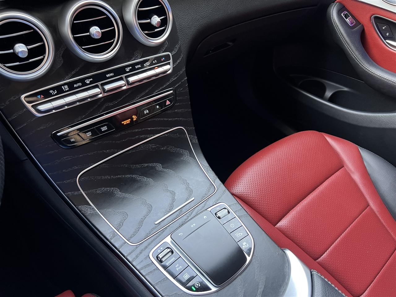 Mercedes-Benz GLC-Class Coupe GLC300 4MATIC 2021
