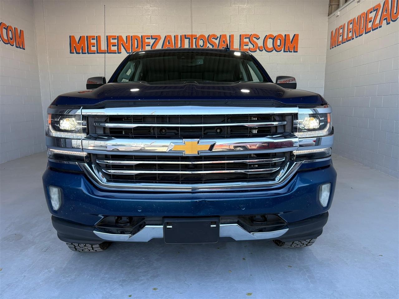 Chevrolet Silverado 1500 High Country Crew Cab Long Box 4WD 2017