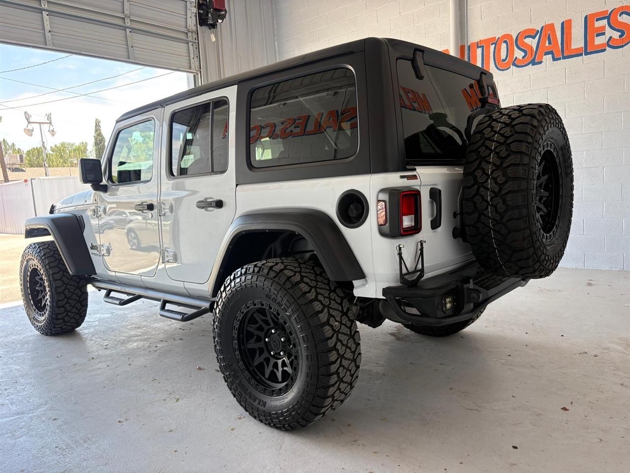 Jeep Wrangler Unlimited Willys Sport 2022