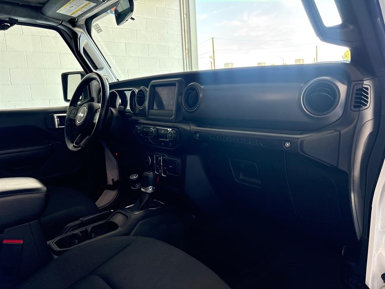Jeep Wrangler Unlimited Willys Sport 2022