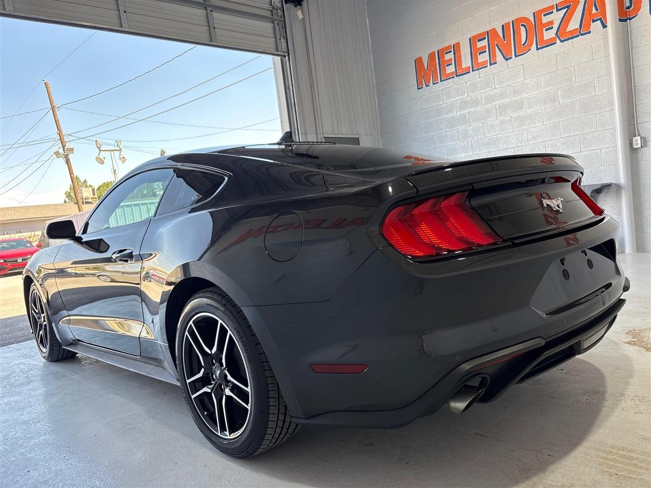 Ford Mustang EcoBoost Premium Coupe 2022