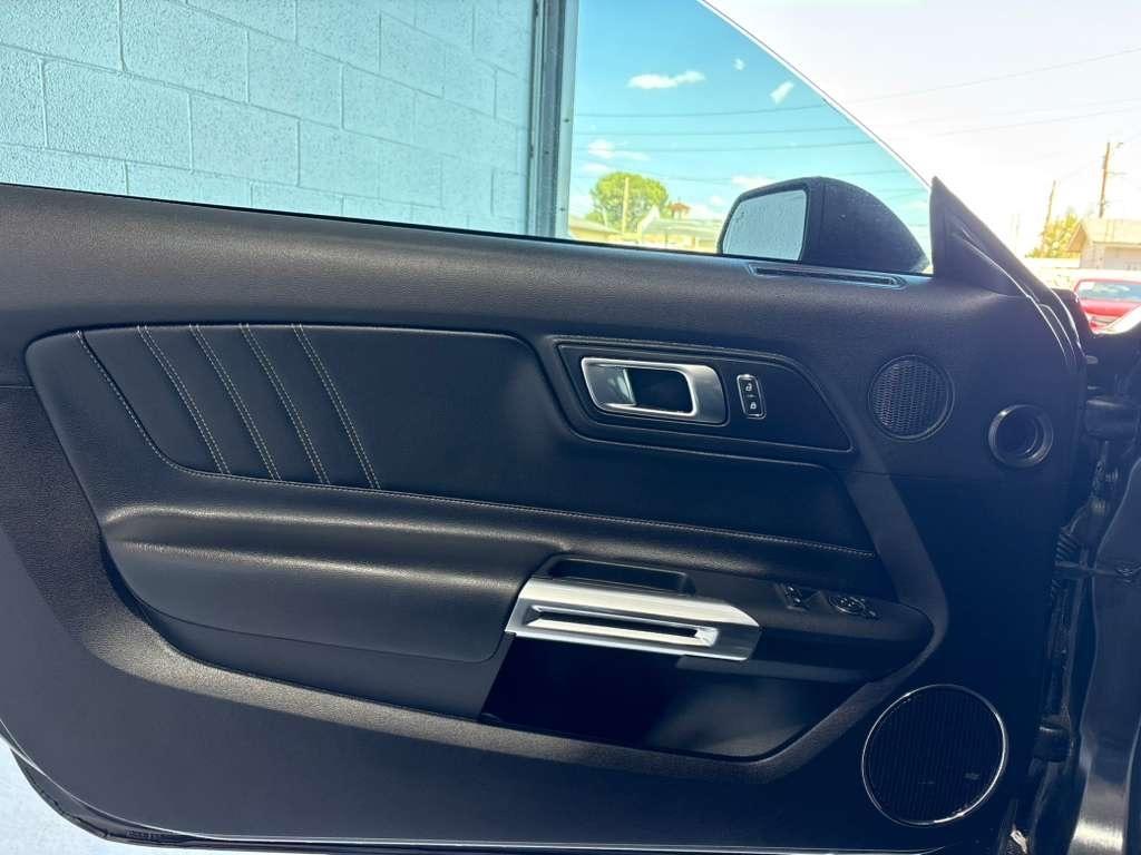 Ford Mustang EcoBoost Premium Coupe 2022