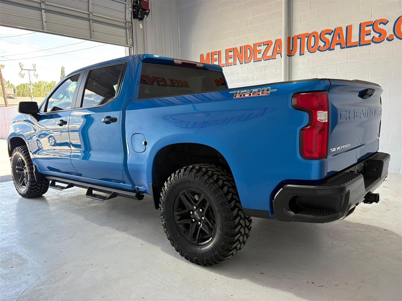 Chevrolet Silverado 1500 Trail Boss LT Crew Cab 4WD 2023