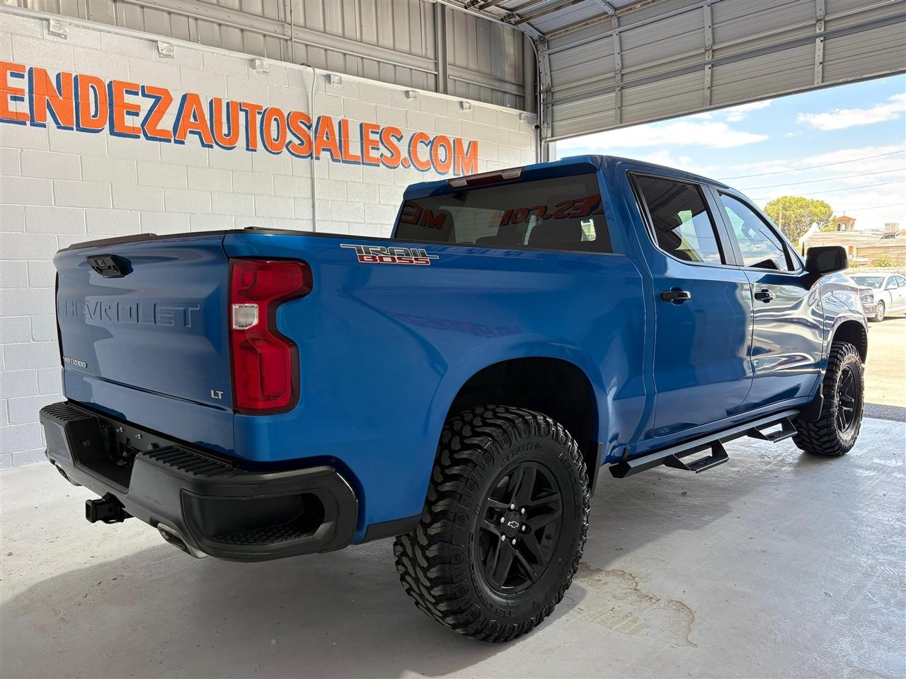Chevrolet Silverado 1500 Trail Boss LT Crew Cab 4WD 2023