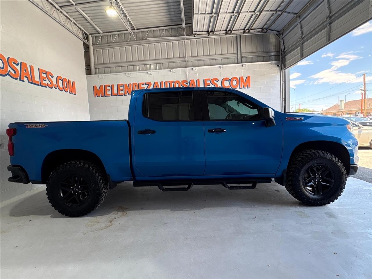 Chevrolet Silverado 1500 Trail Boss LT Crew Cab 4WD 2023