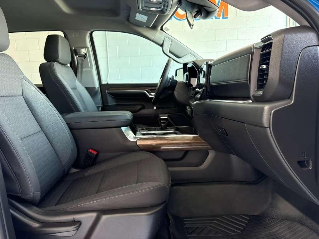 Chevrolet Silverado 1500 Trail Boss LT Crew Cab 4WD 2023