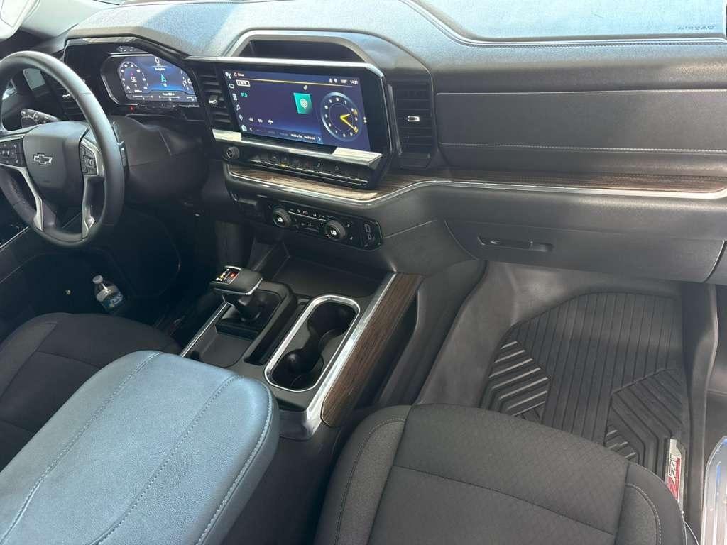 Chevrolet Silverado 1500 Trail Boss LT Crew Cab 4WD 2023