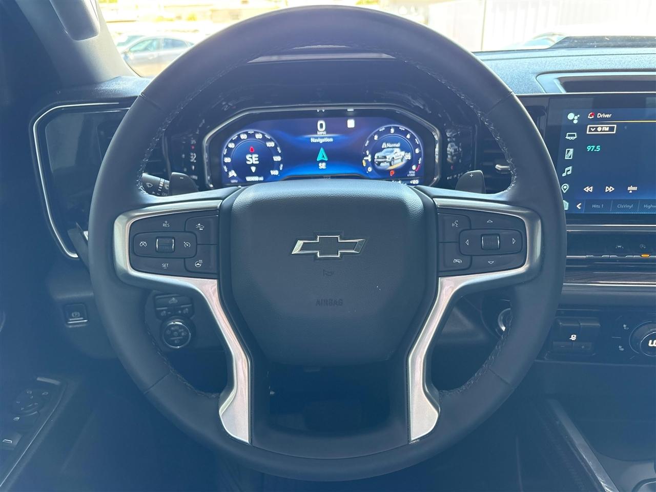 Chevrolet Silverado 1500 Trail Boss LT Crew Cab 4WD 2023