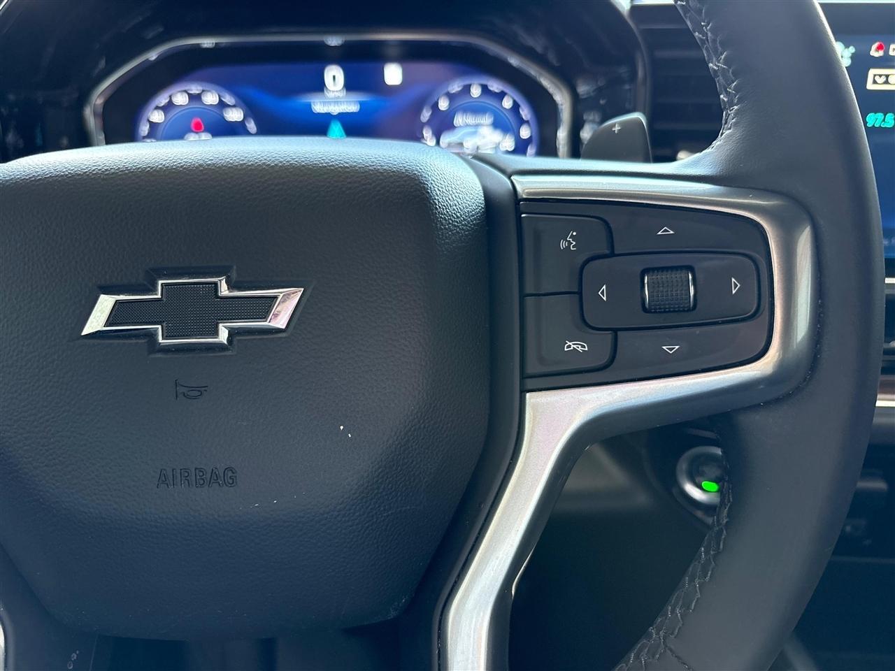 Chevrolet Silverado 1500 Trail Boss LT Crew Cab 4WD 2023