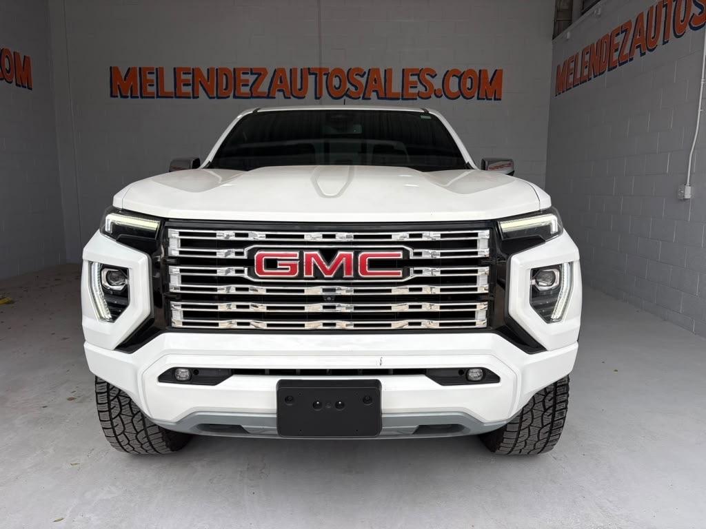 GMC Canyon Denali Crew Cab 4WD 2023