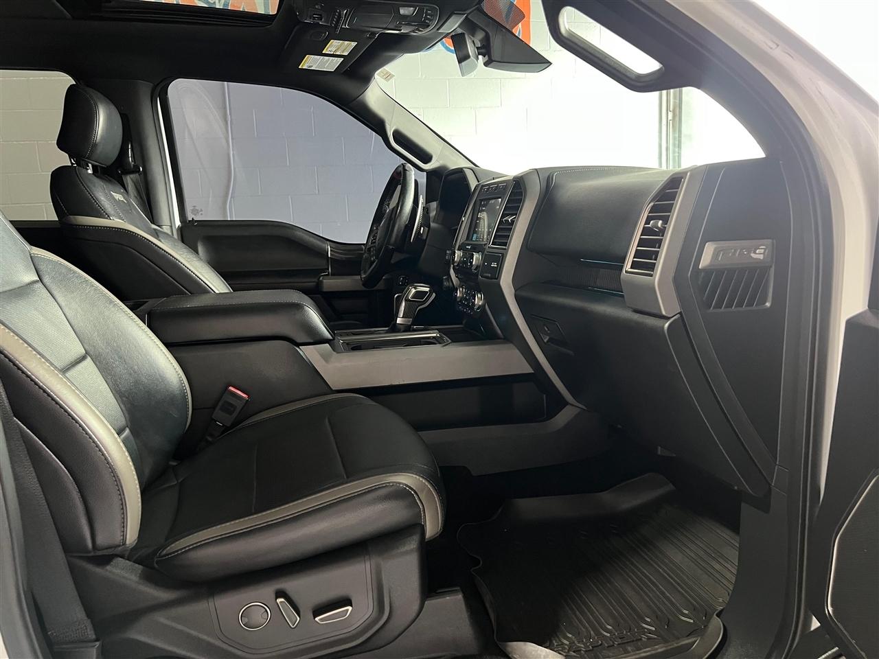 Ford F-150 Raptor SuperCrew 4WD 2018