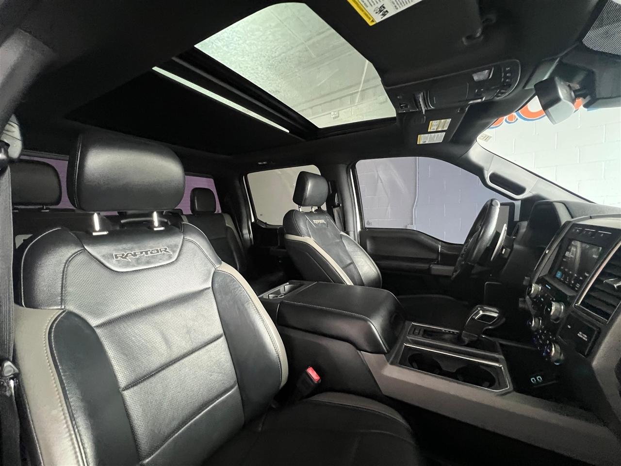Ford F-150 Raptor SuperCrew 4WD 2018