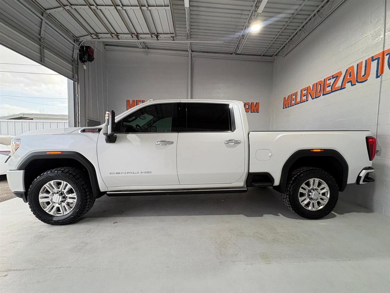 GMC Sierra 2500HD Denali Crew Cab 4WD SB 2022