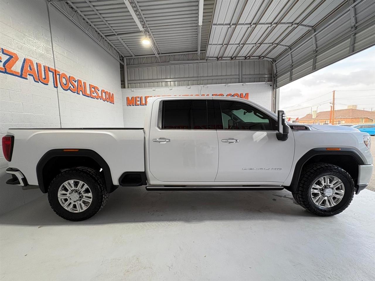 GMC Sierra 2500HD Denali Crew Cab 4WD SB 2022