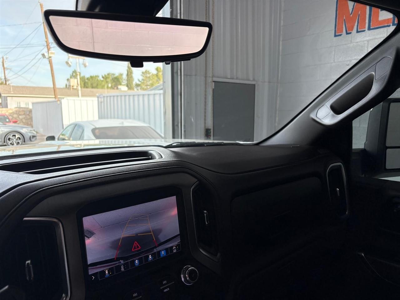 GMC Sierra 2500HD Denali Crew Cab 4WD SB 2022