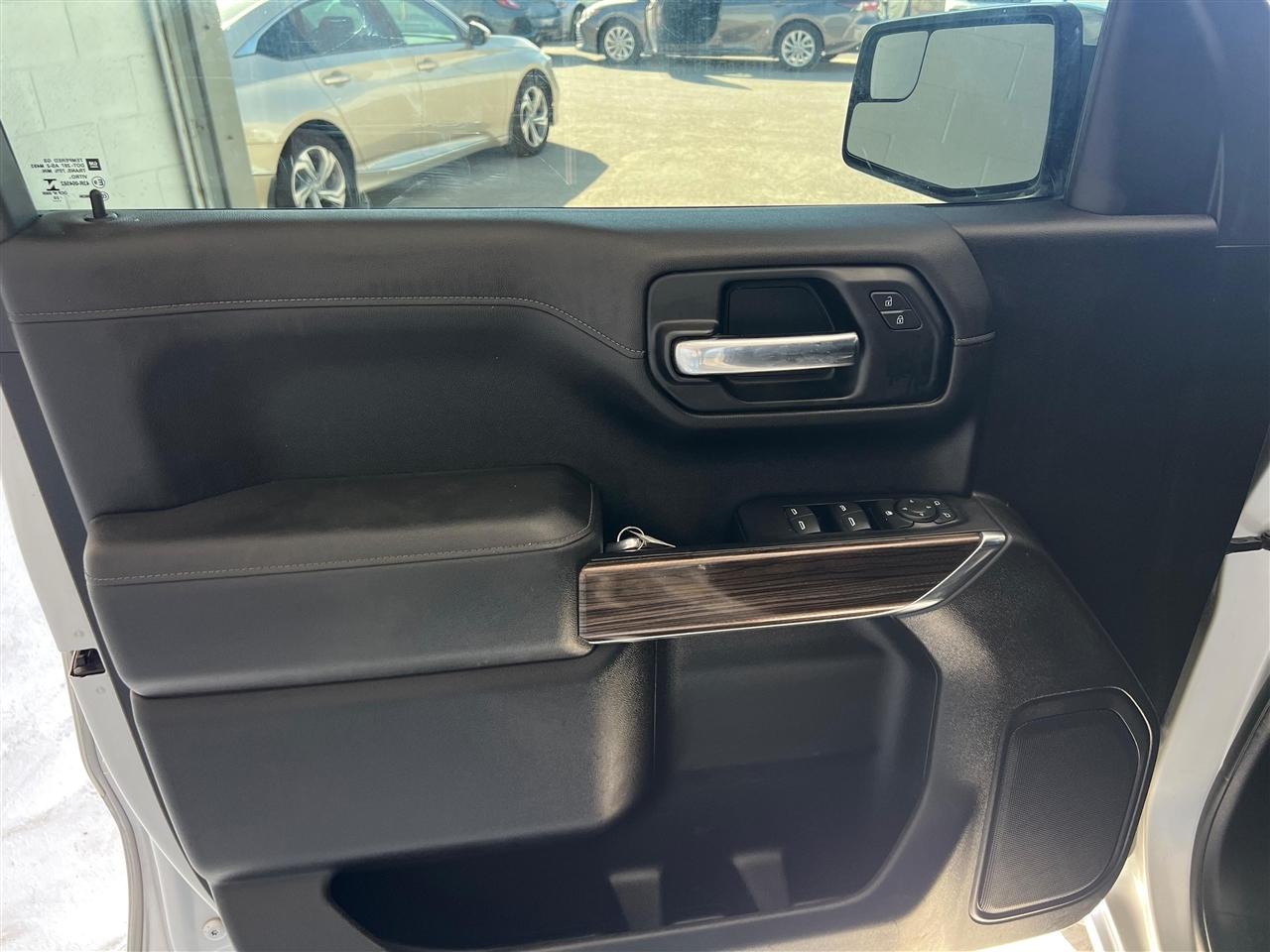 Chevrolet Silverado 1500 LT Crew Cab 4WD 2020