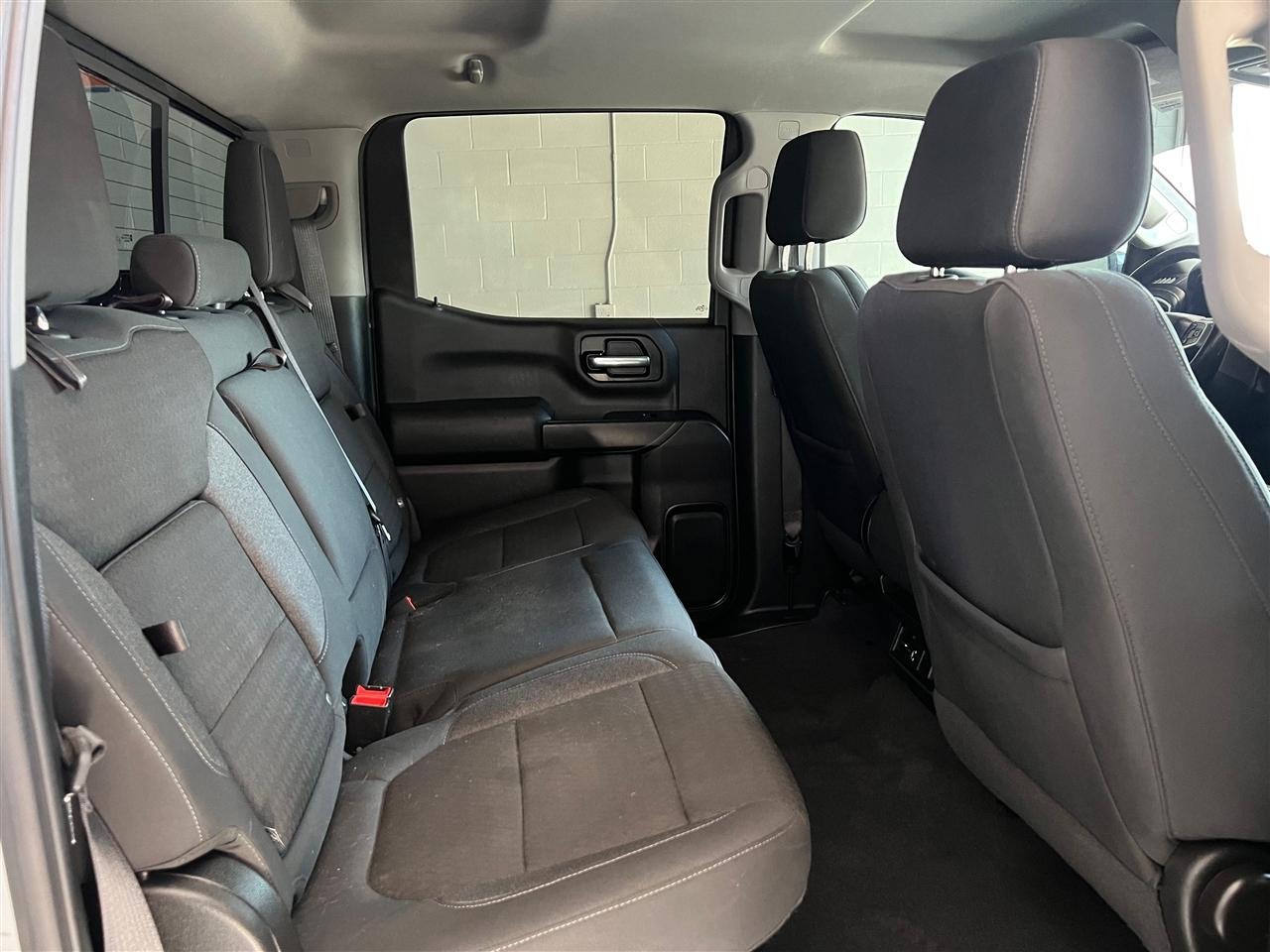 Chevrolet Silverado 1500 LT Crew Cab 4WD 2020