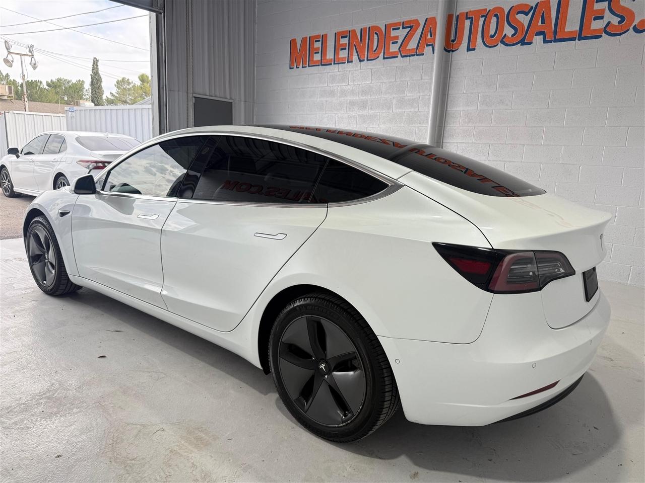 Tesla Model 3 Base 2018