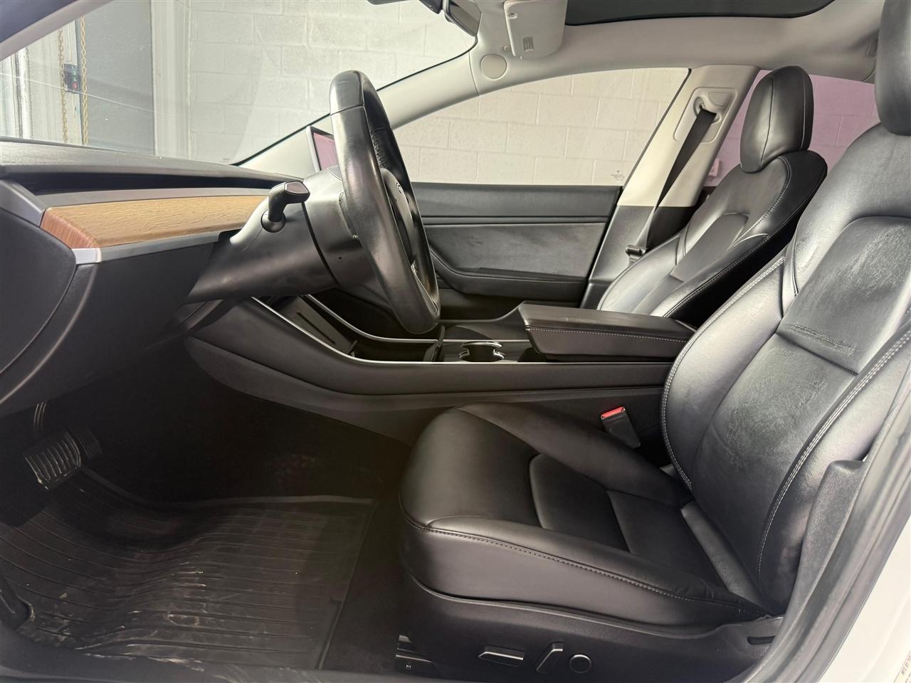 Tesla Model 3 Base 2018