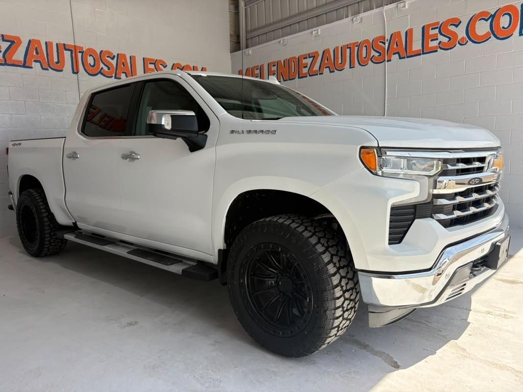 Chevrolet Silverado 1500 LTZ Crew Cab 4WD 2023