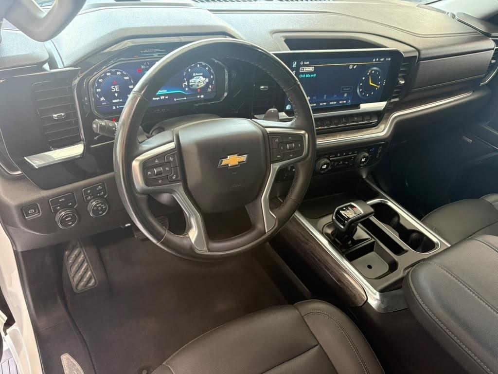 Chevrolet Silverado 1500 LTZ Crew Cab 4WD 2023
