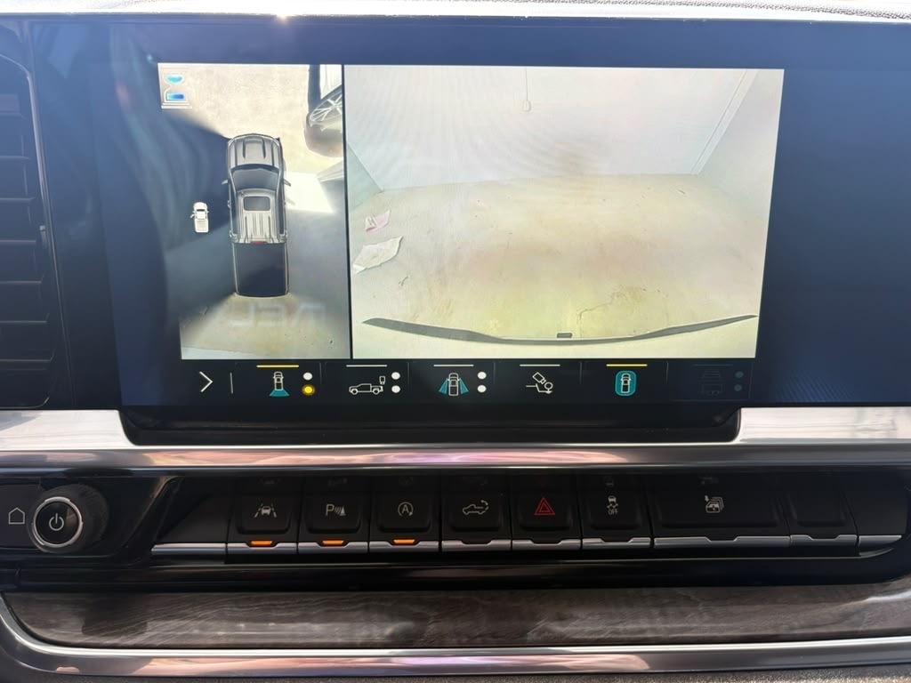 Chevrolet Silverado 1500 LTZ Crew Cab 4WD 2023