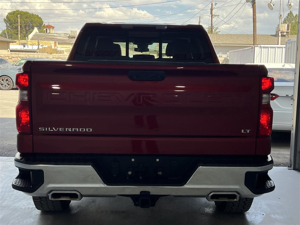 Chevrolet Silverado 1500 LT Crew Cab 4WD 2022