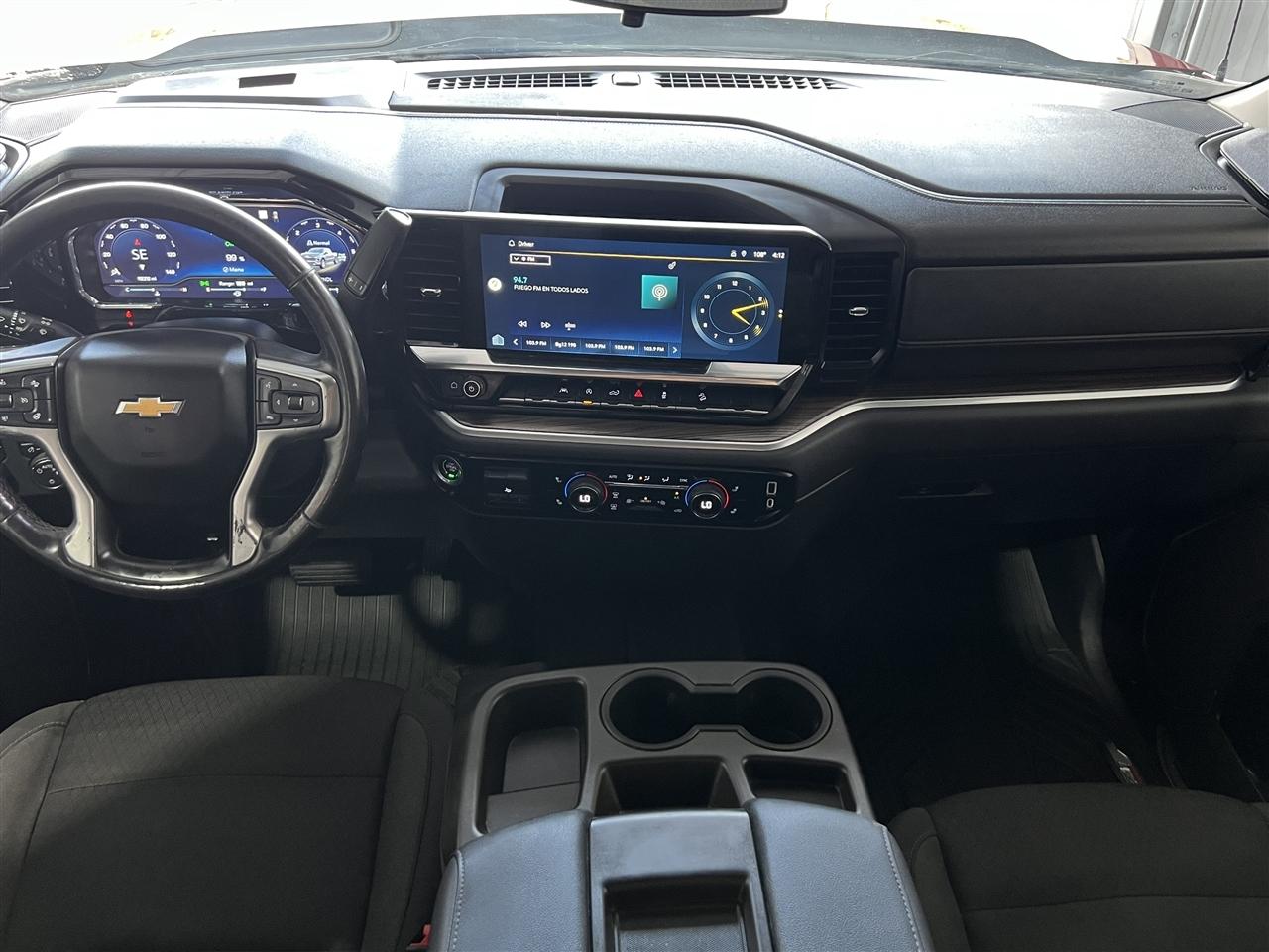 Chevrolet Silverado 1500 LT Crew Cab 4WD 2022