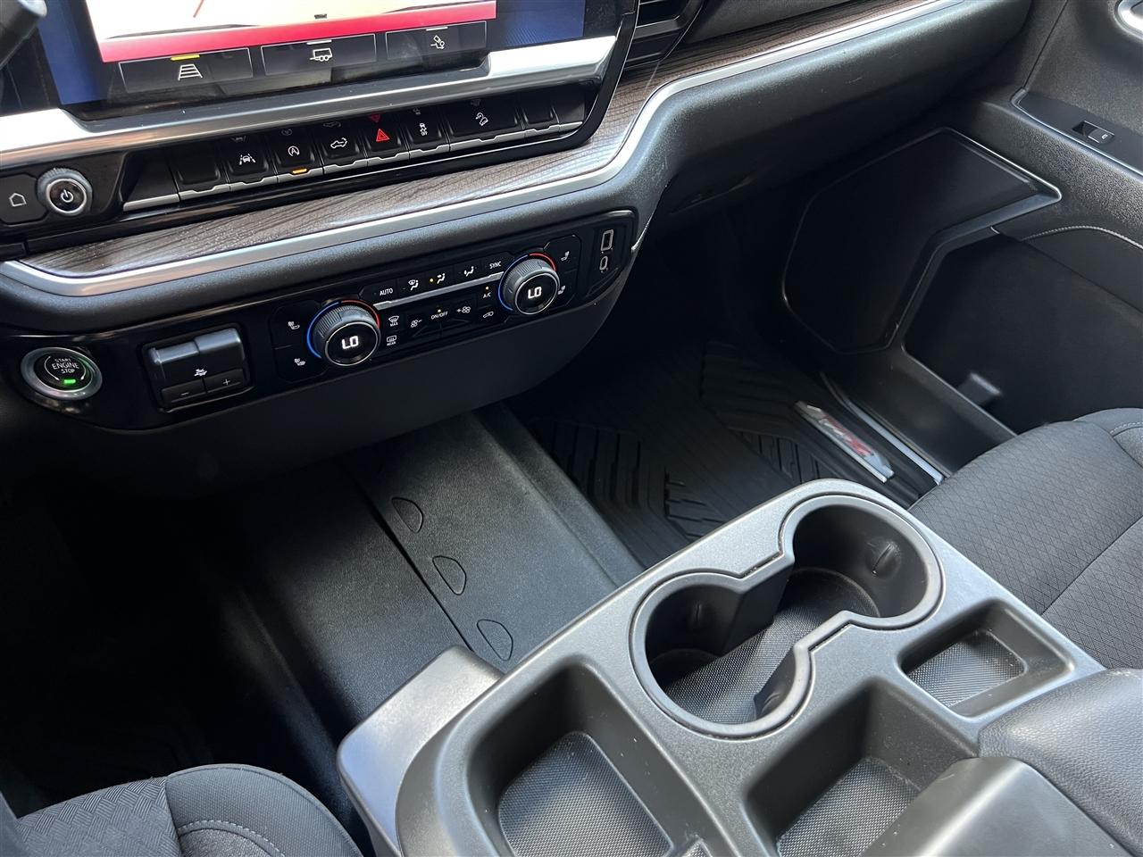 Chevrolet Silverado 1500 LT Crew Cab 4WD 2022