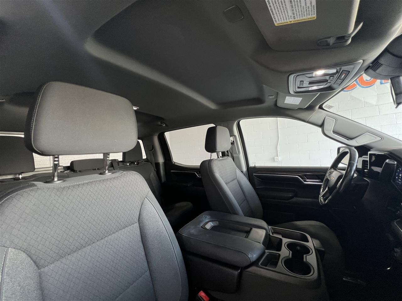 Chevrolet Silverado 1500 LT Crew Cab 4WD 2022